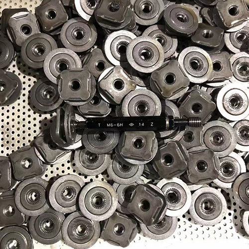 多轴攻牙机报价