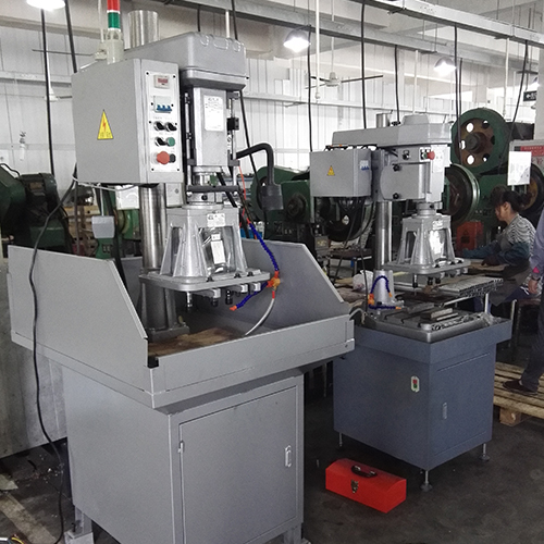 多轴钻孔机价格